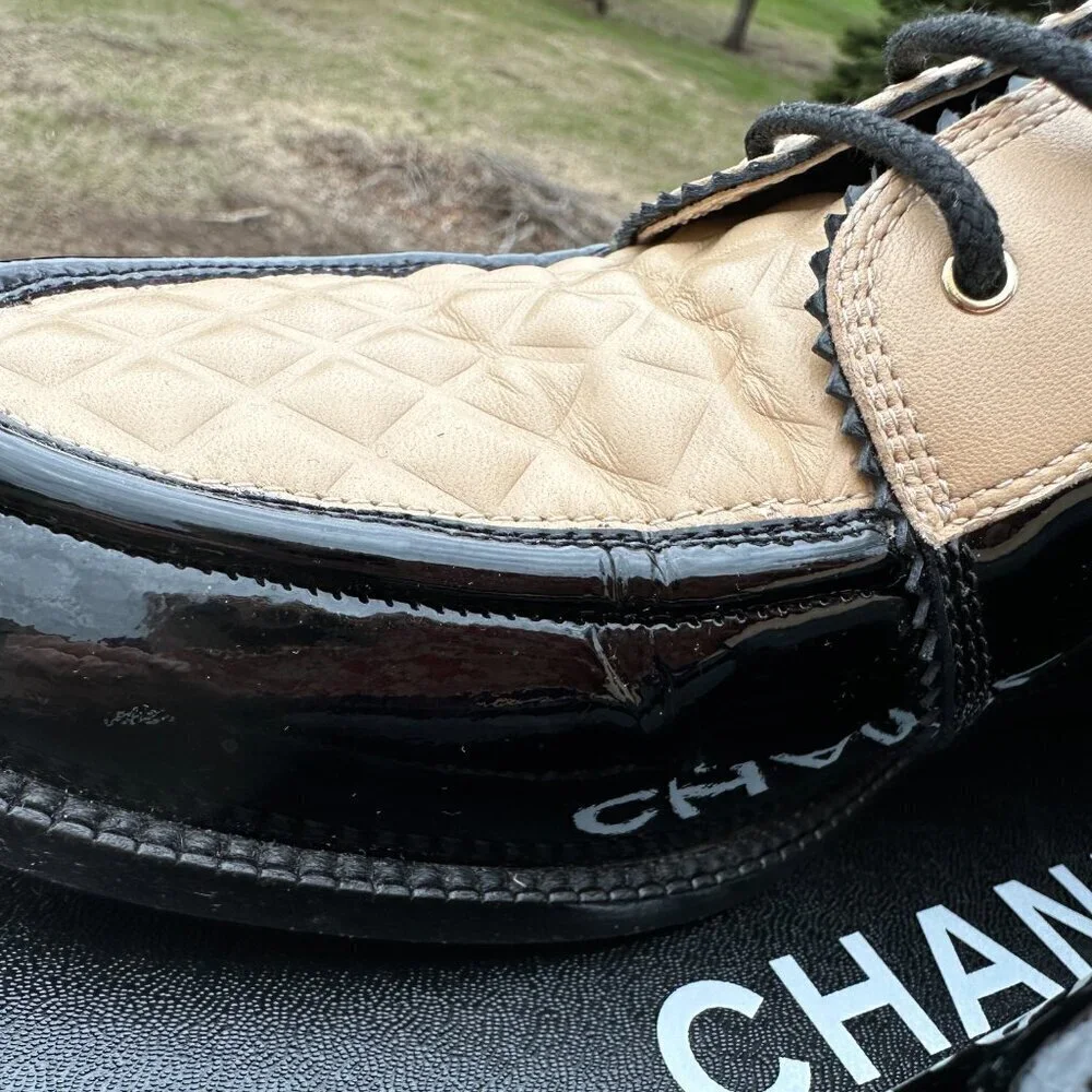 CHANEL 18a beige