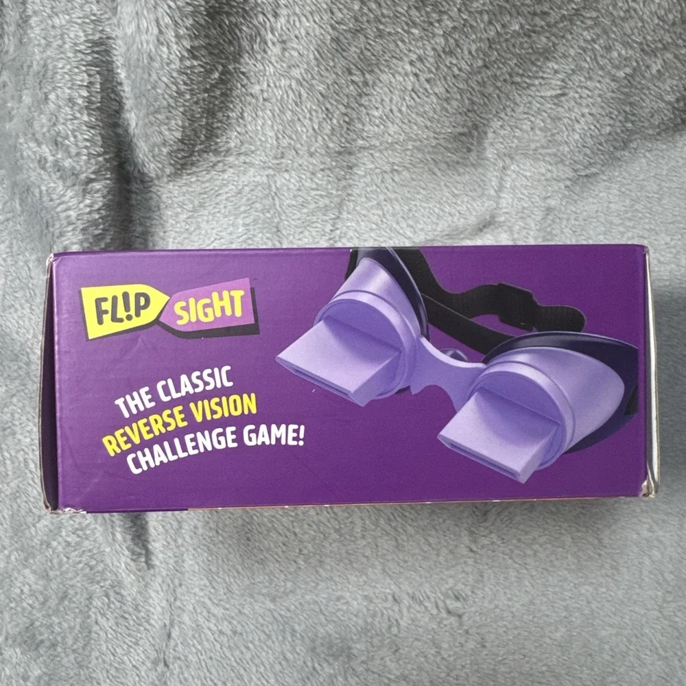 Dan&Darci Flip Sight Reverse VisionChallenge Game for Kids and Families‎