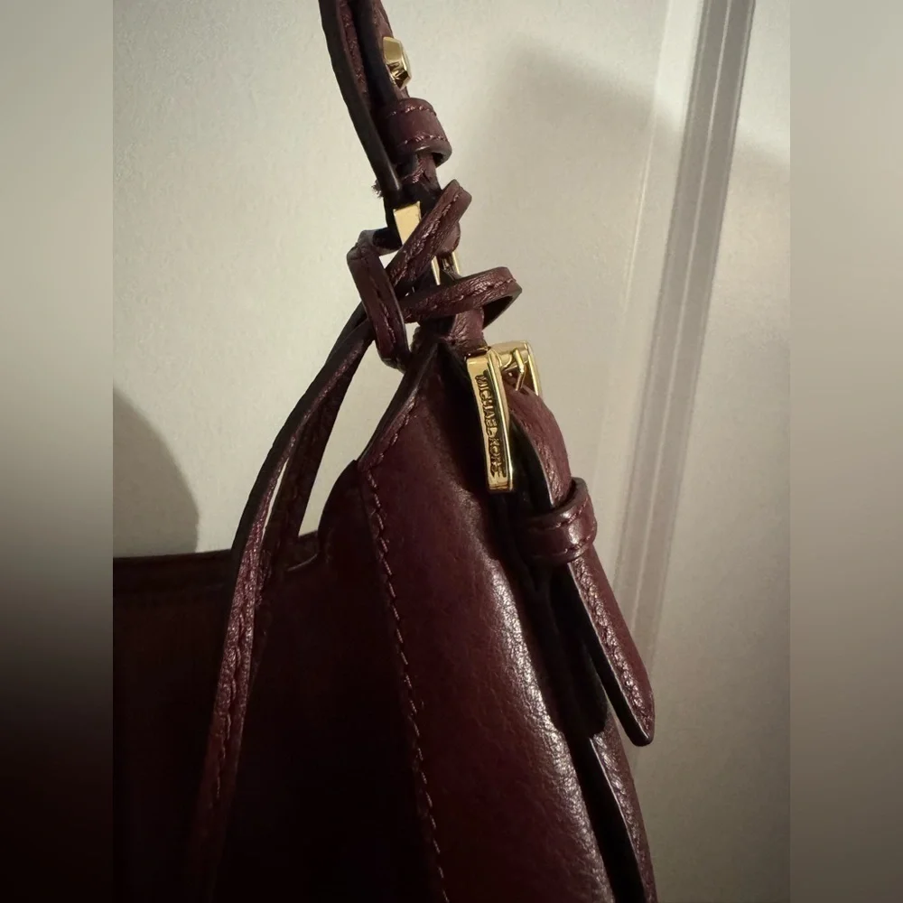 MICHAEL Michael Kors original tags