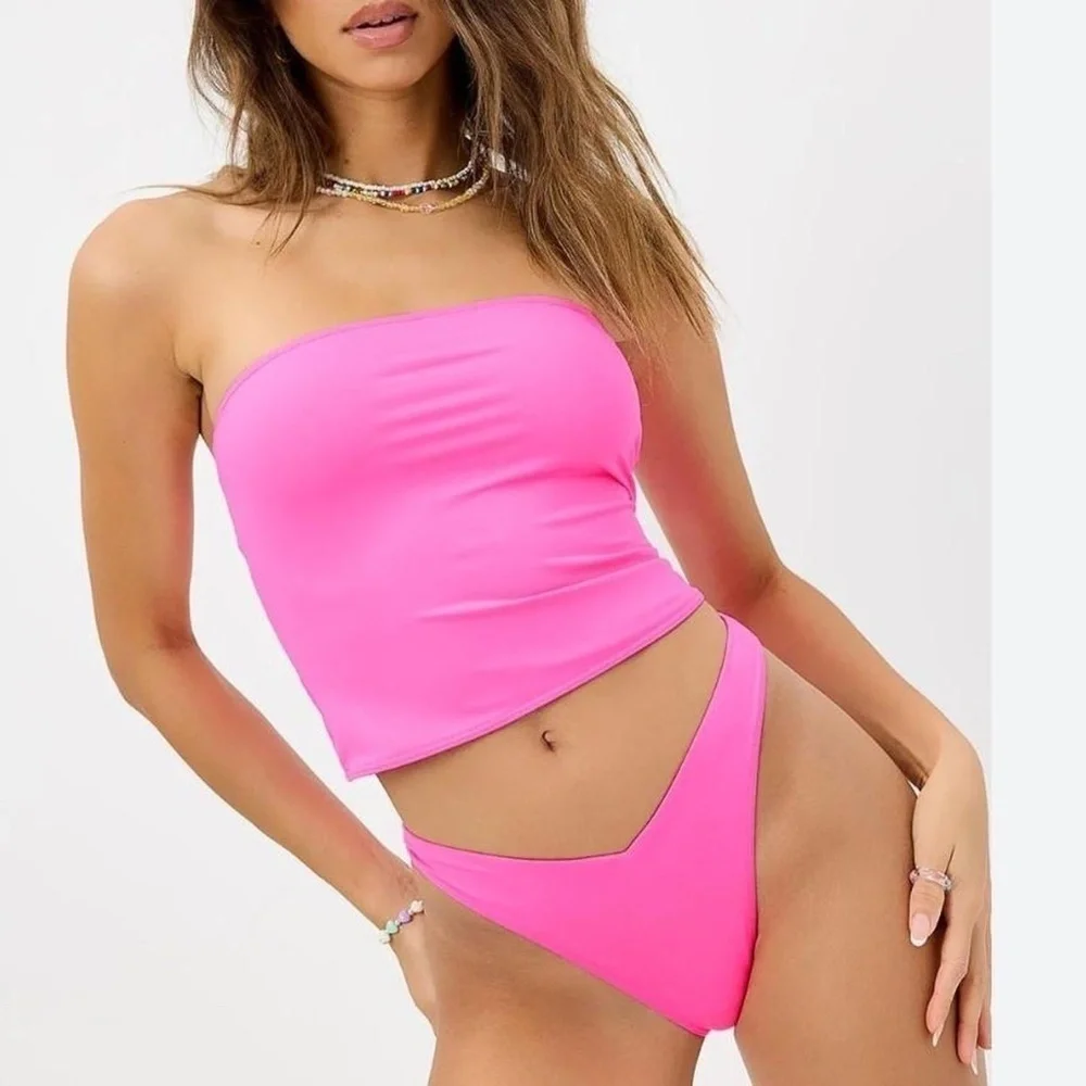 Frankies Bikinis tags bottoms cut