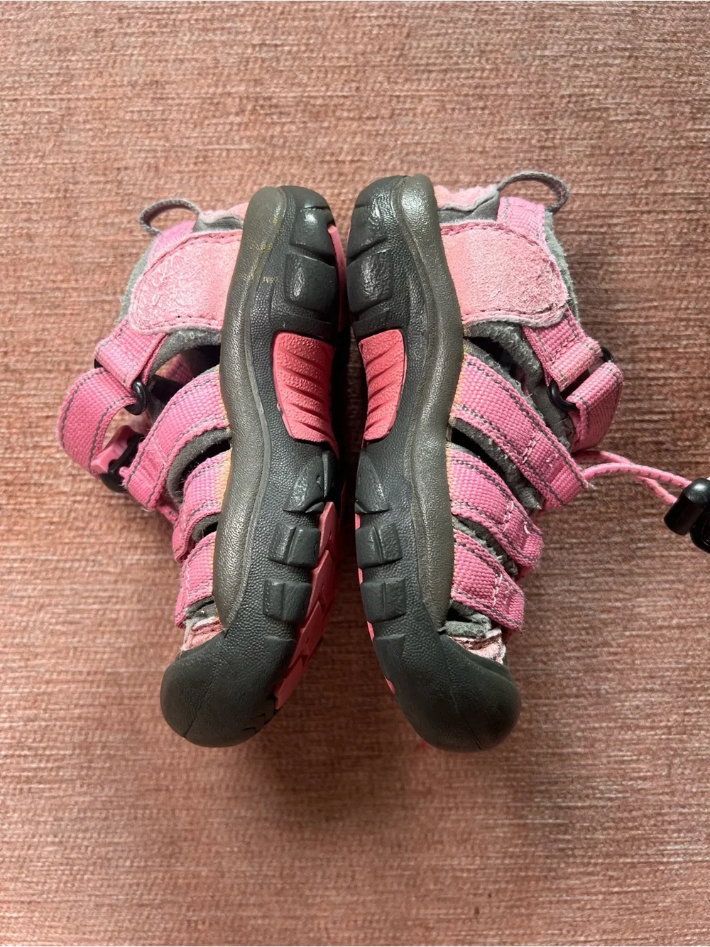 Keen Little Kids Size 8 Pink Outdoor Closed Toe Sandals Waterproof Shoes