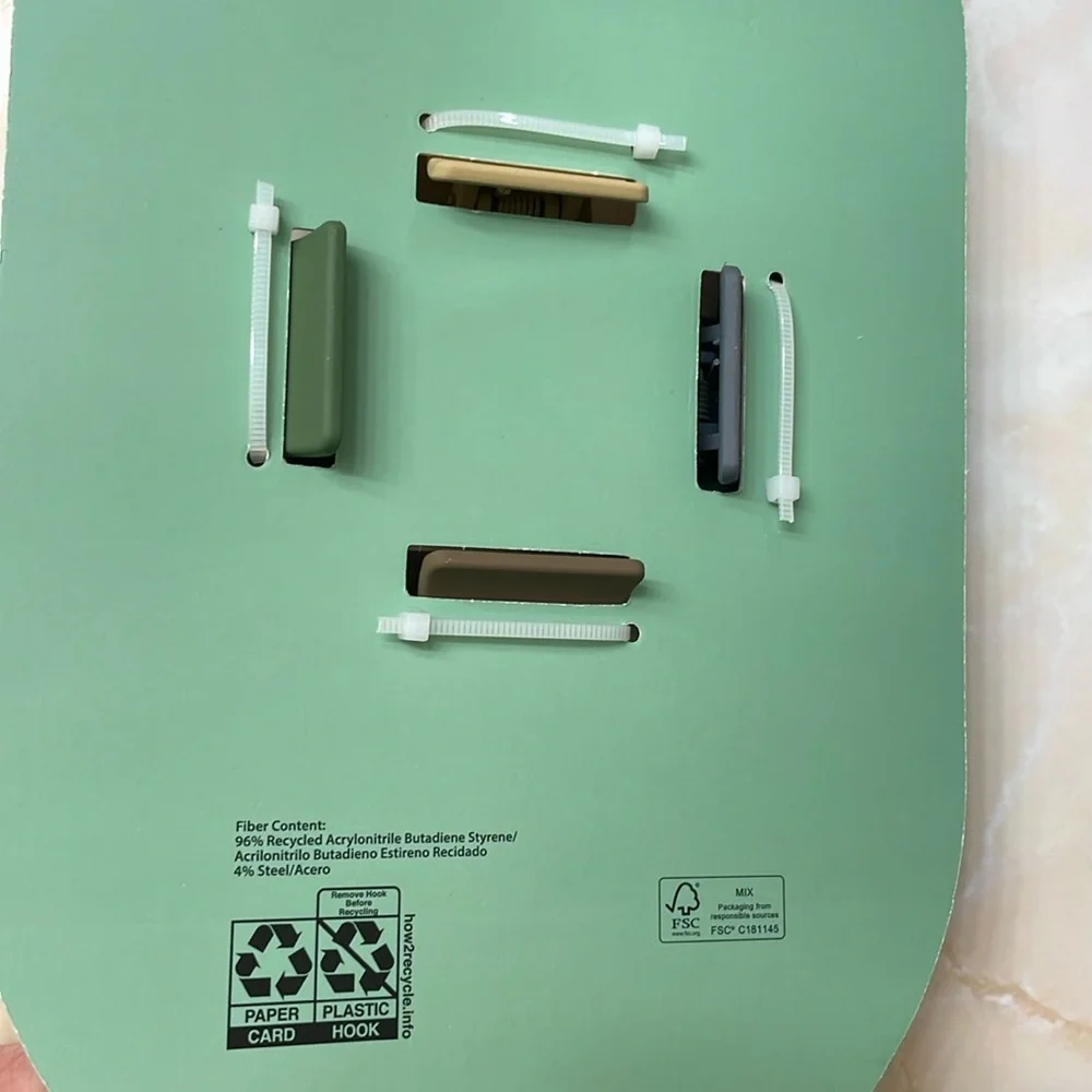 N/A clips bow