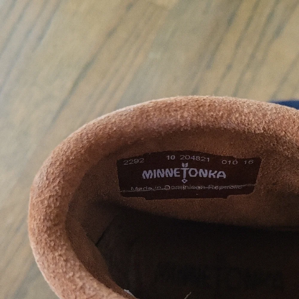 Minnetonka classic moccasins
