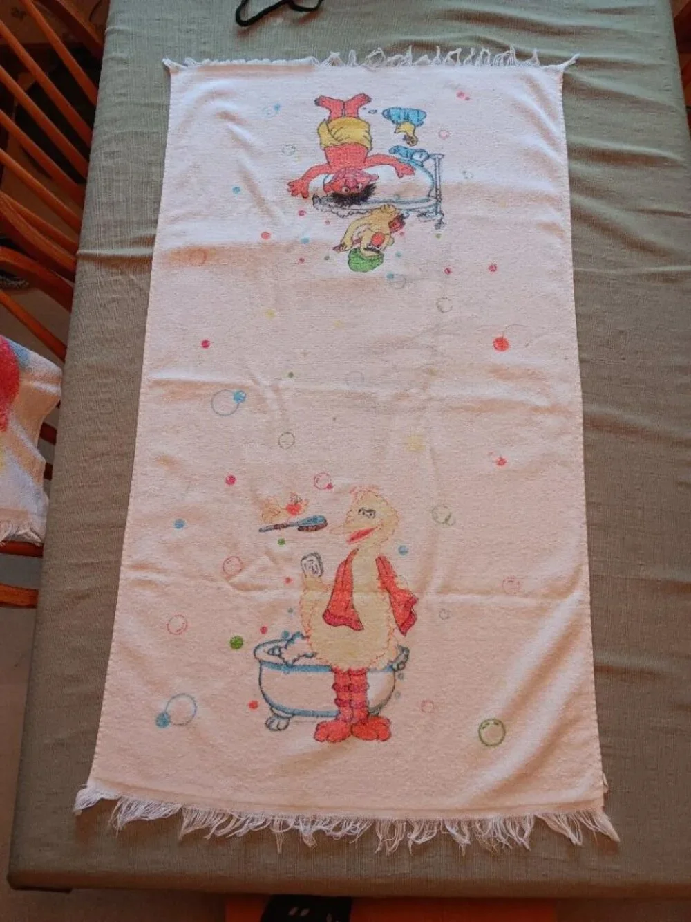 1980's Vintage Cannon 100% Cotton Sesame Street Bath Towel