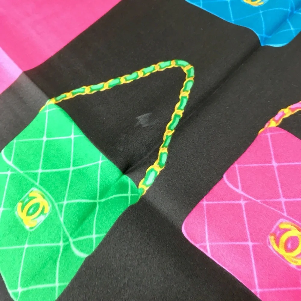 CHANEL authentic scarf