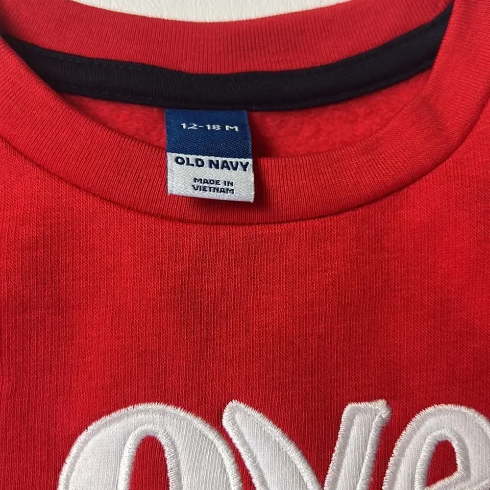 Old Navy sweatshirt winter