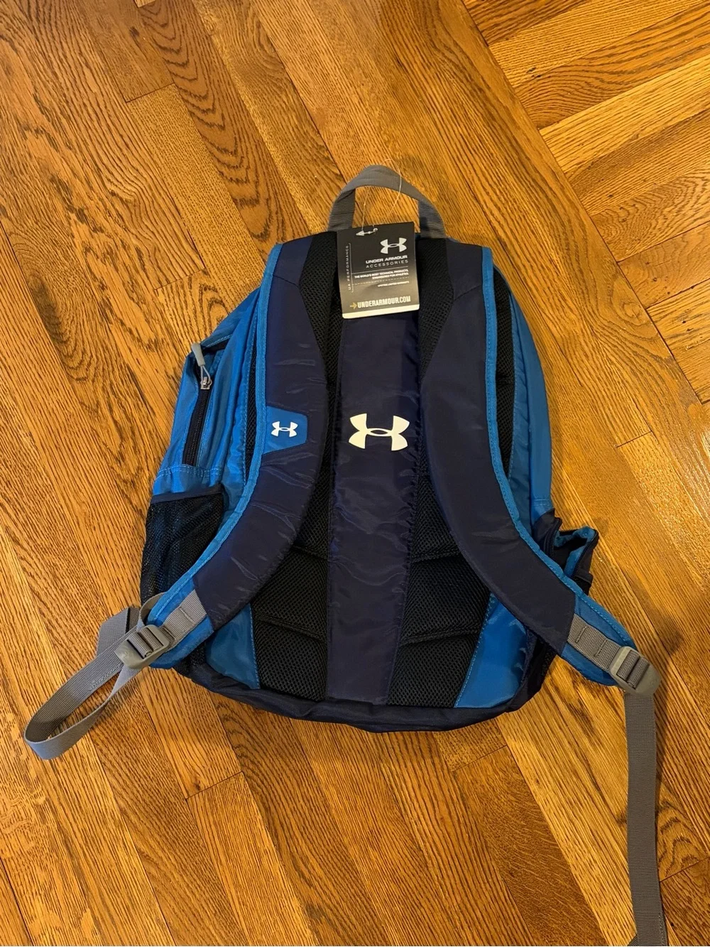 Under Armour brand new