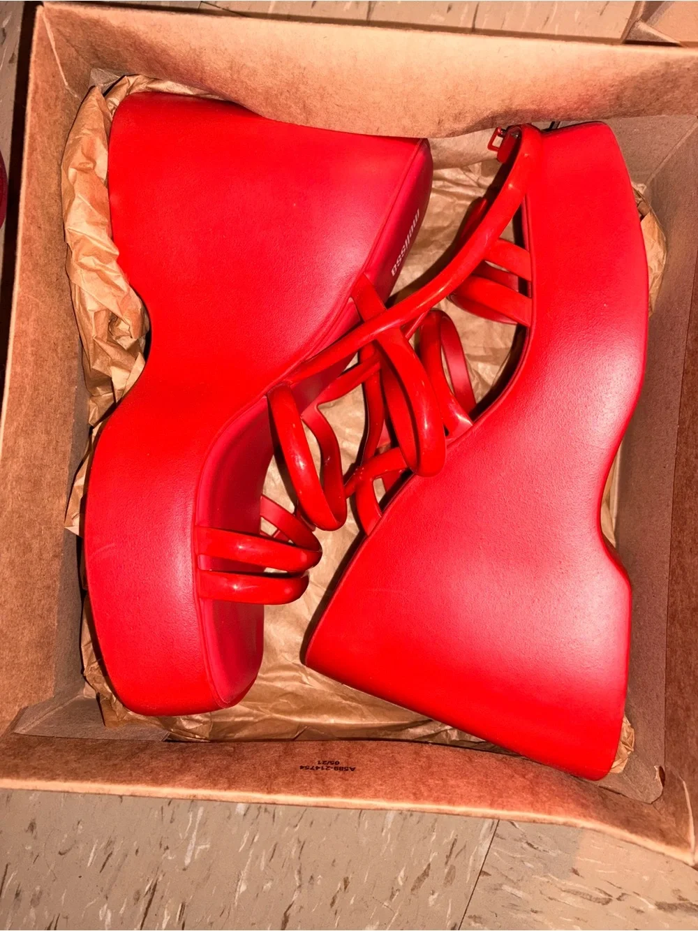 N/A bold red