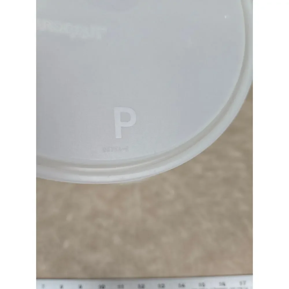 Tupperware lids ⭐️byob