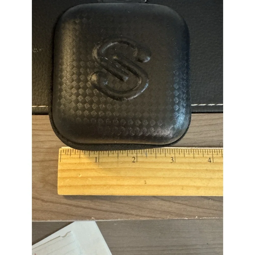 SoundPeats square hard