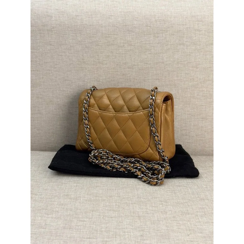 CHANEL 100% authentic
