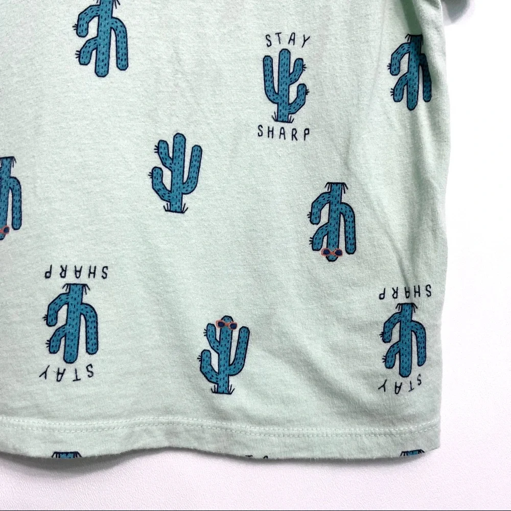 Old Navy light mint