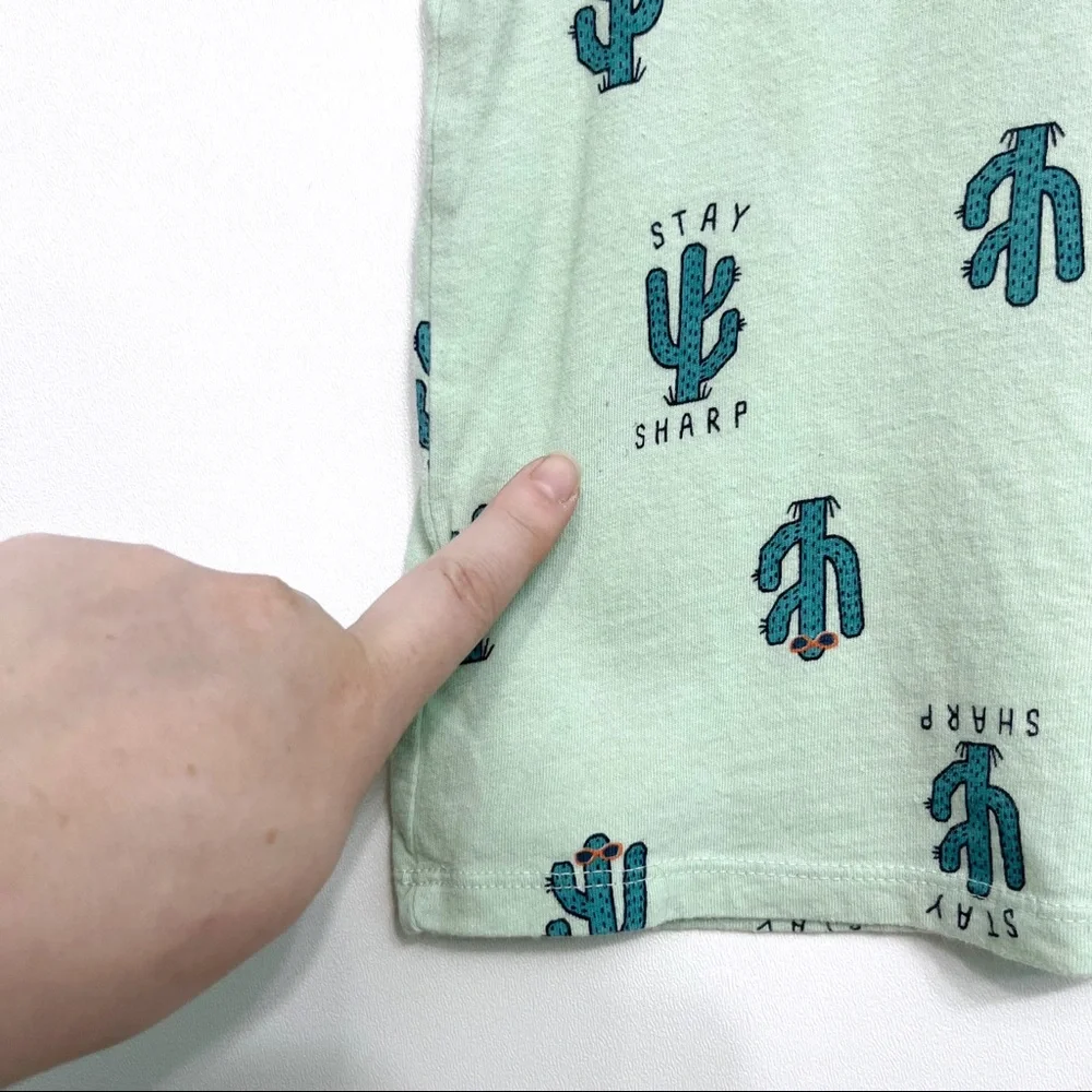 Old Navy light mint