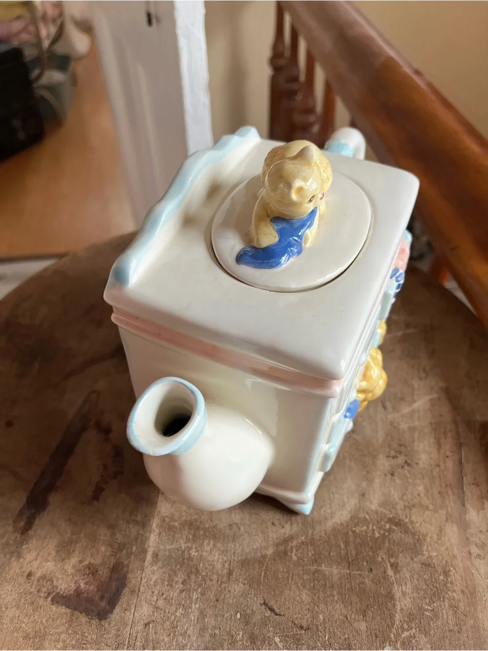 Ceramic Teapot with Playful Kitten - cat lovers teapot
