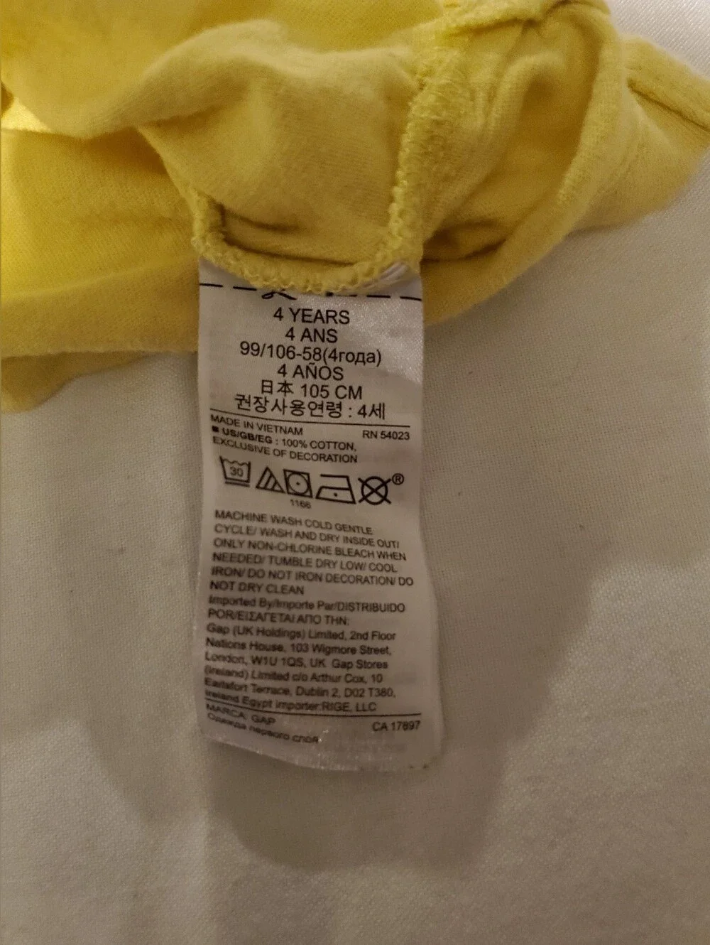 GAP bright yellow