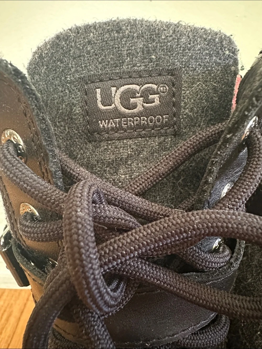 Ugg Kesey Waterproof Boot Size 7