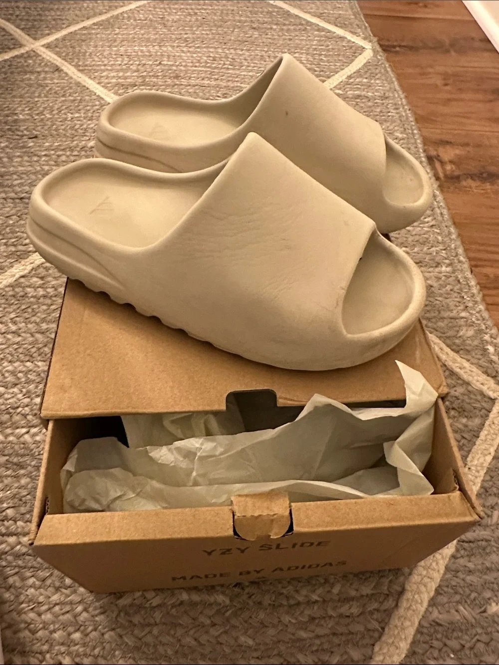 Yeezy minimal one