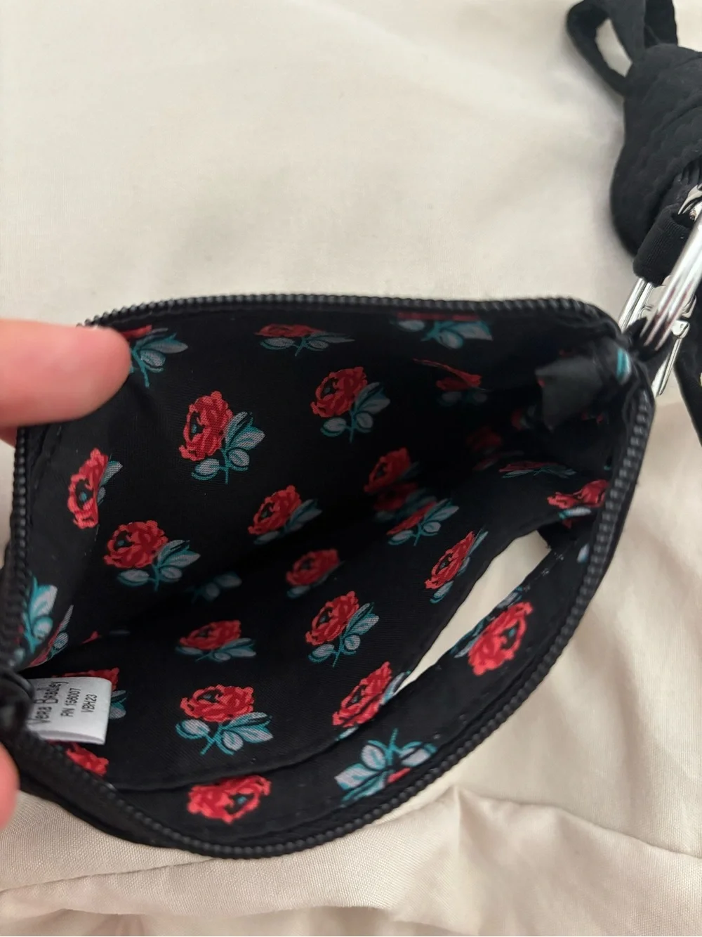 Vera Bradley compact black