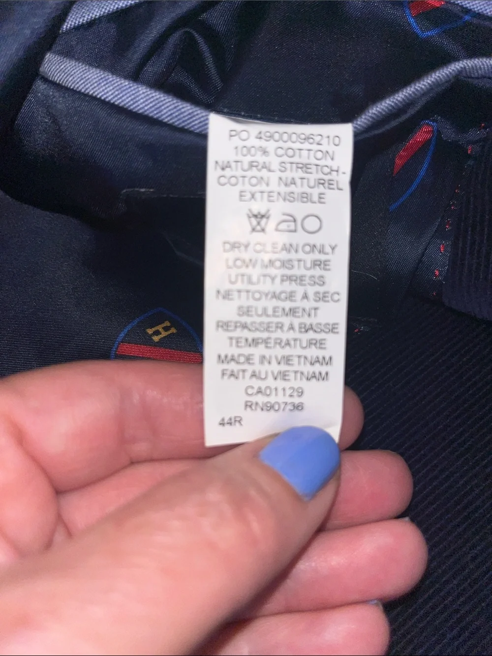 Tommy Hilfiger chest long