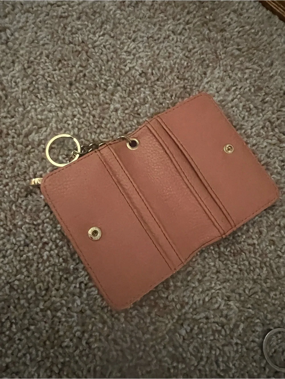 Steve Madden compact pink
