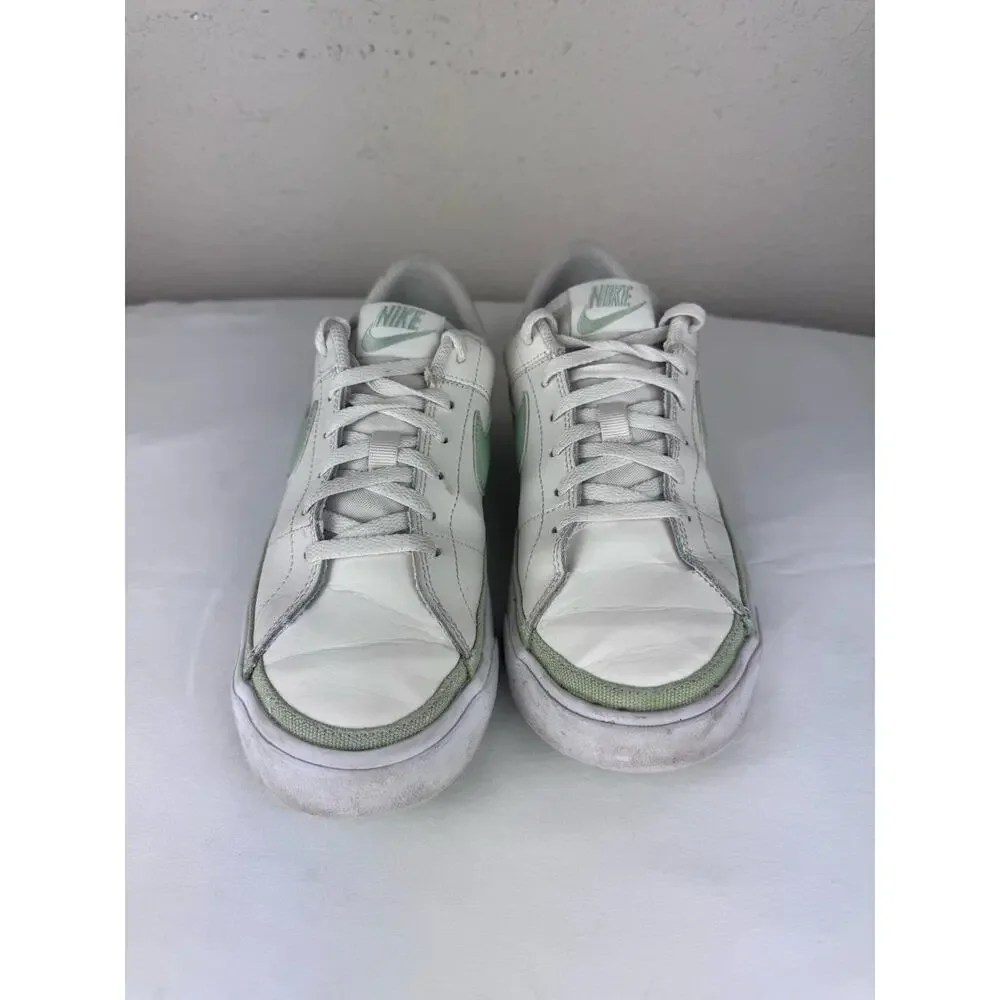 Nike court legacy