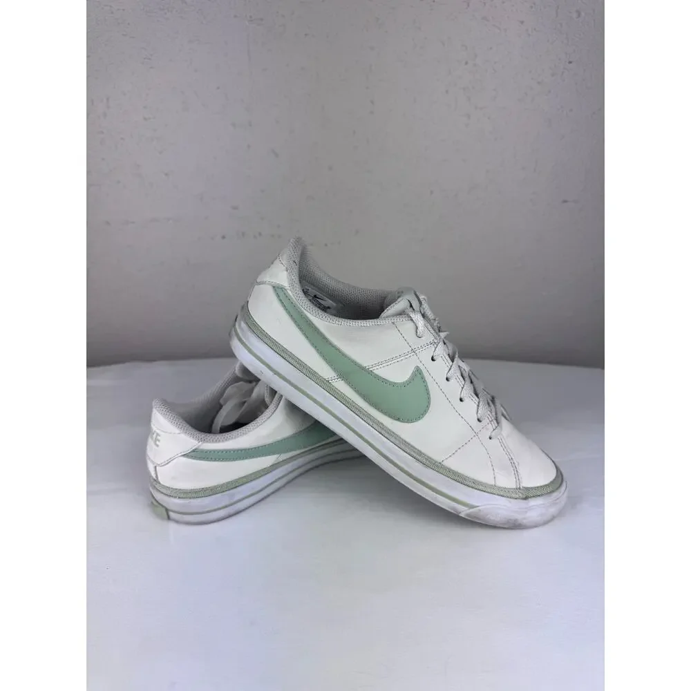 Nike court legacy