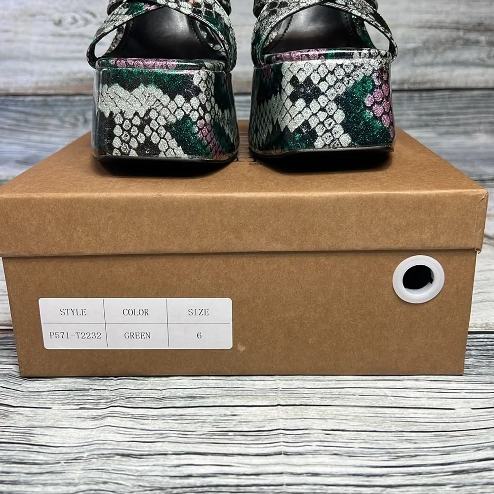 OMINE women’s platform