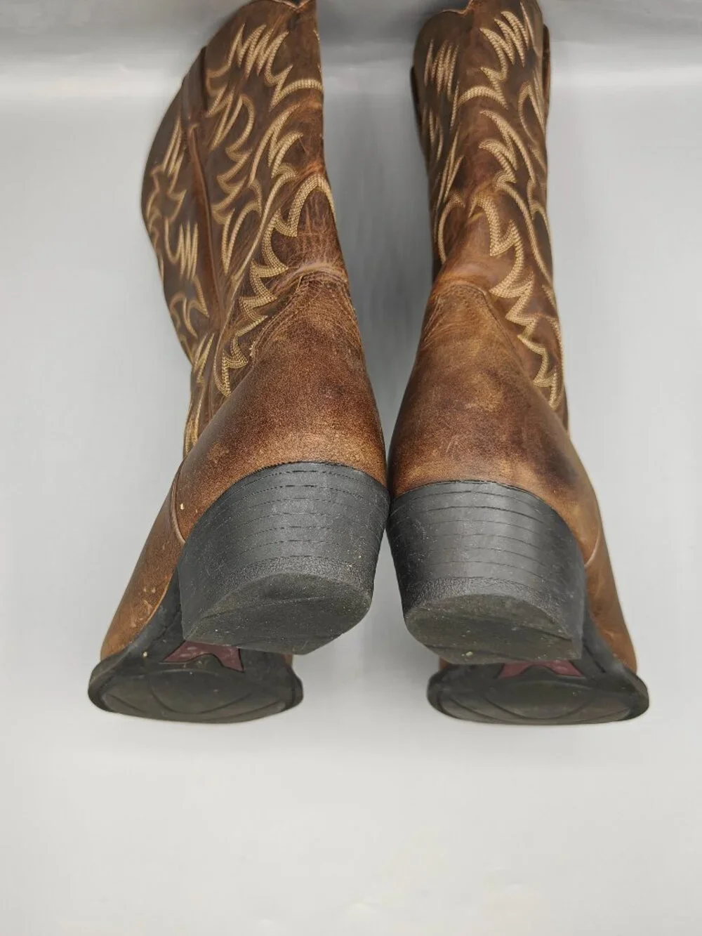 Ariat brown western boots
