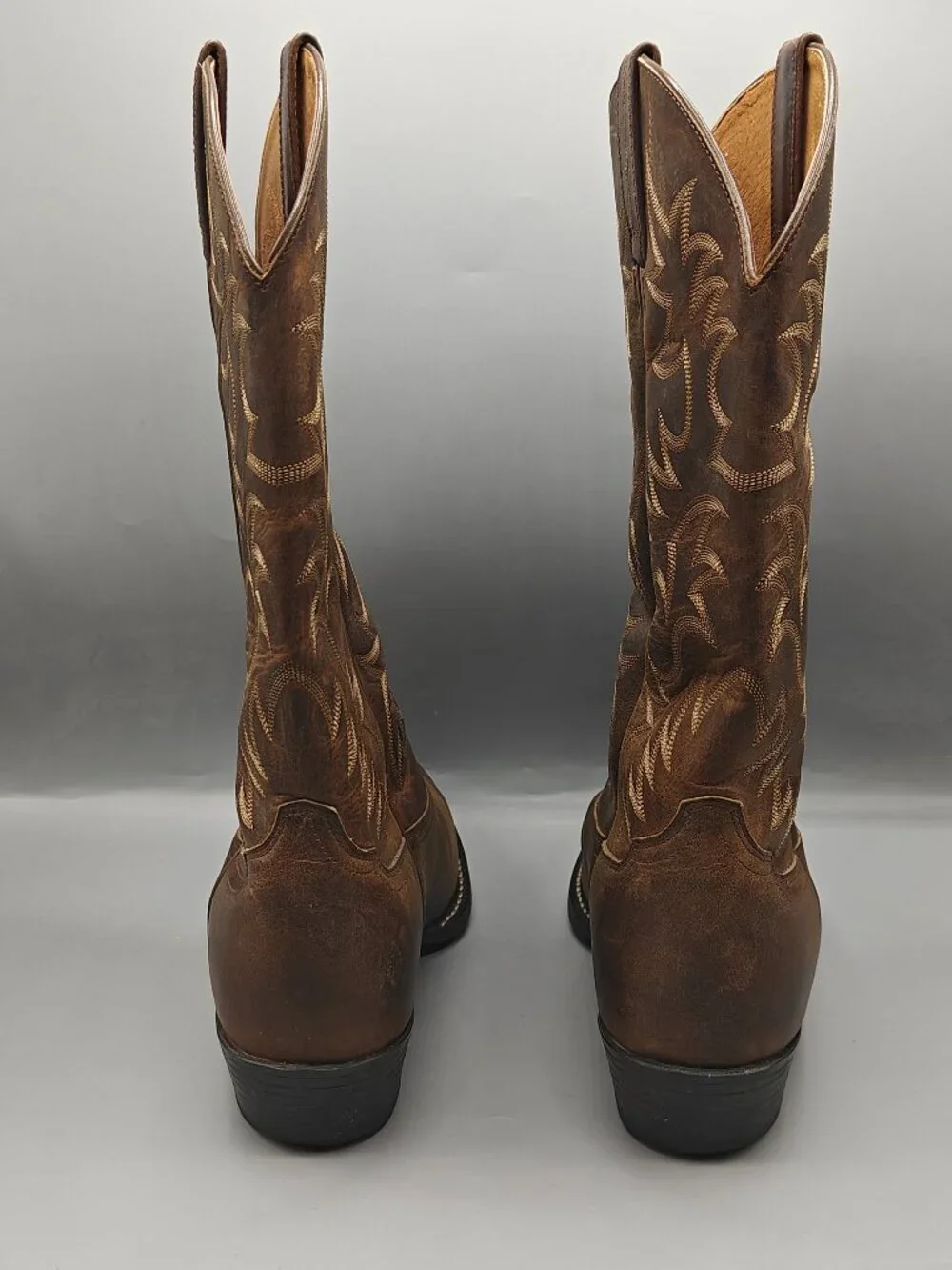 Ariat cowboy photos