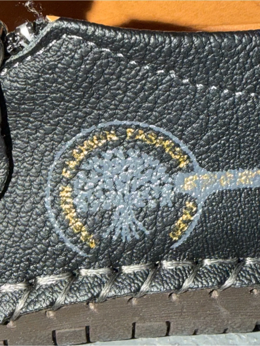 N/A men’s leather