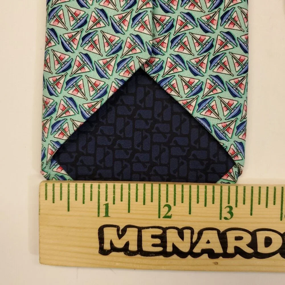 Vineyard Vines please see