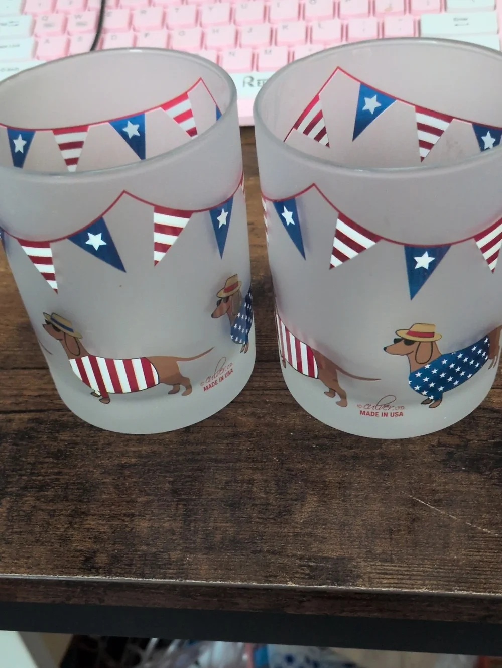2 Patriotic Dachshund Frosted Glass Tumblers Red,White& Blue New