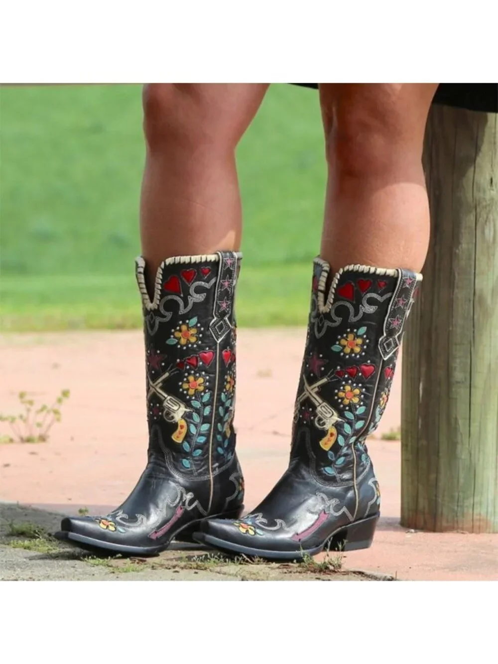 N/A embroidered cowgirl