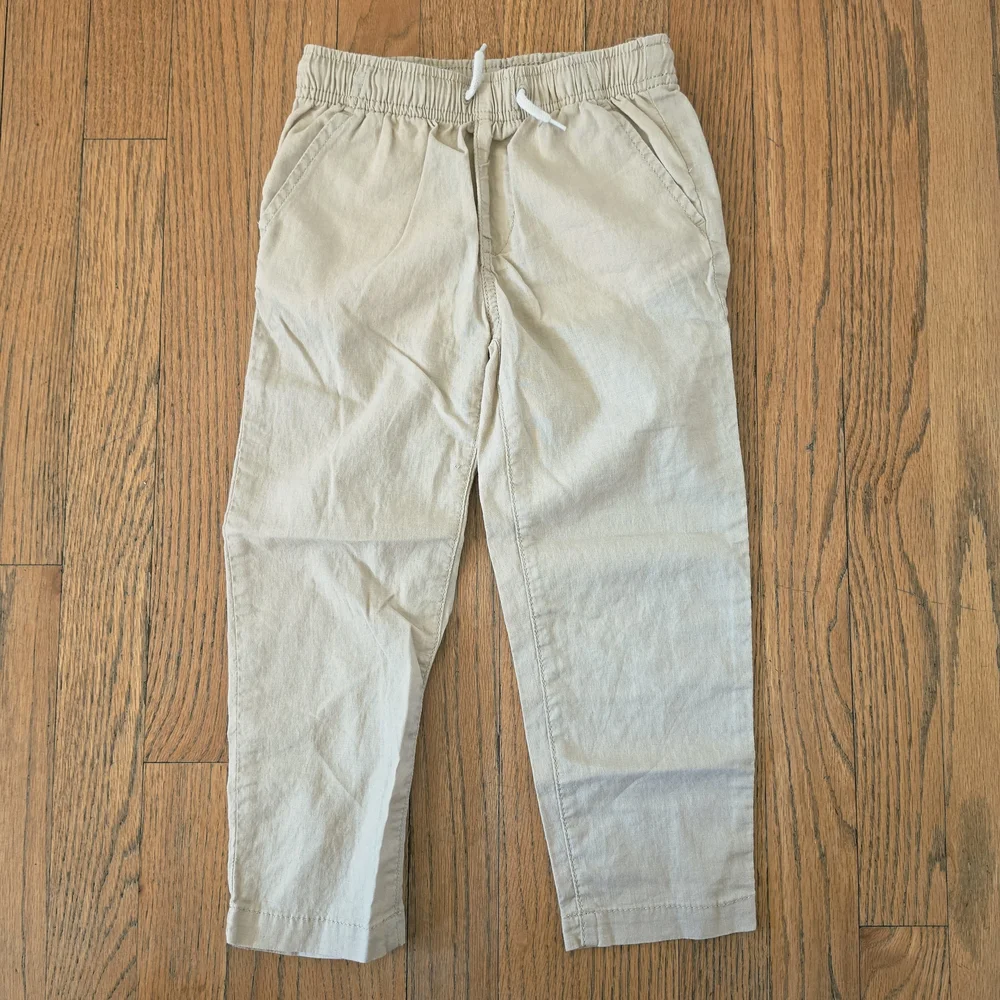 GAP Classic White Button-Down Shirt And Beige Pants Boys Size 4