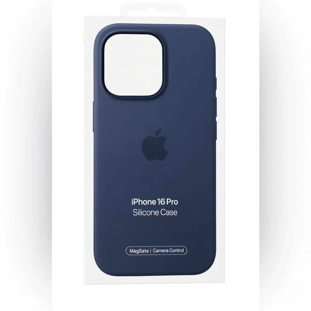 iPhone 16 Pro Silicone Case Denim MagSafe+Camera Control Apple. New in Box(F3)✨✨