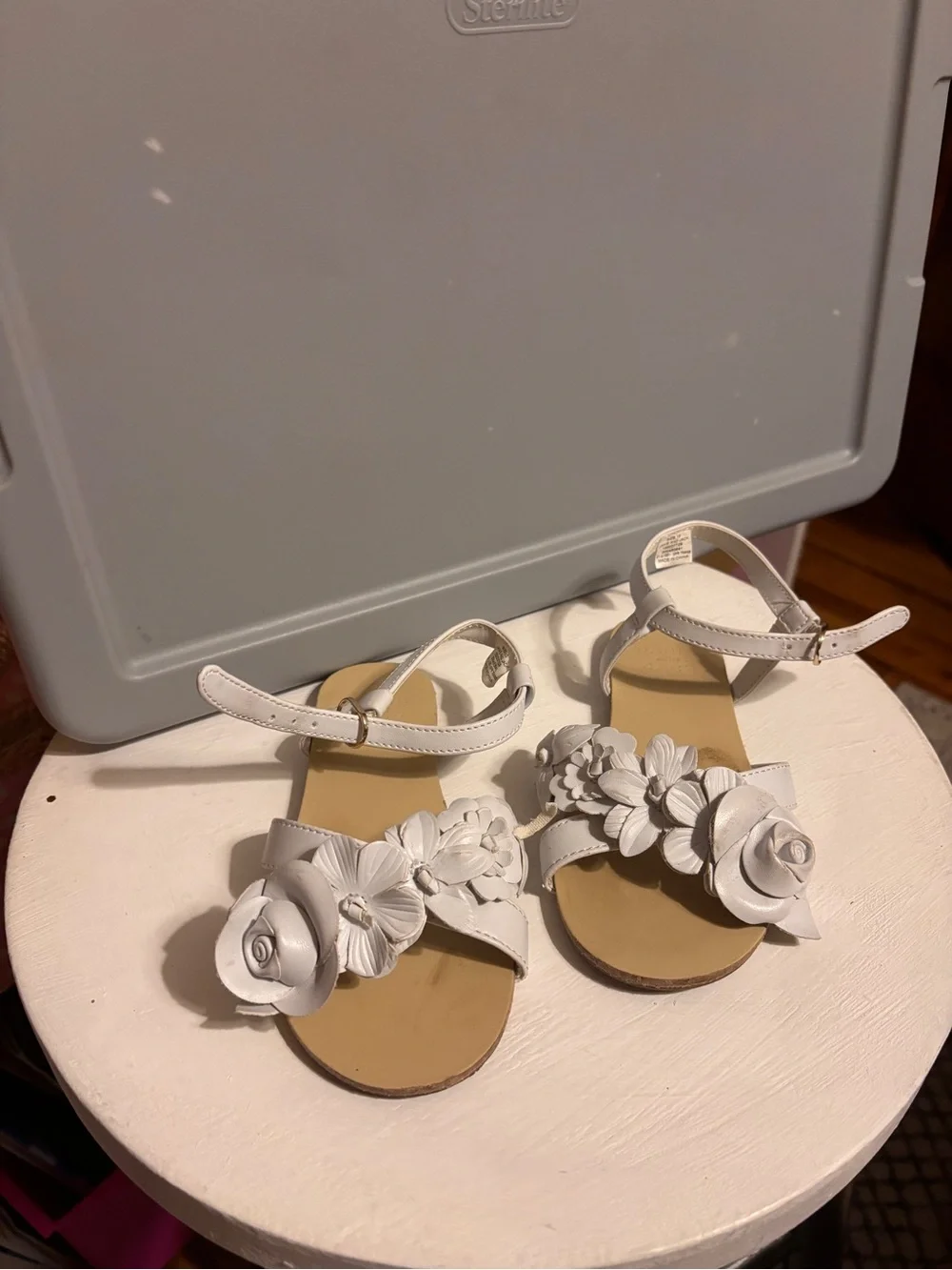 Janie and Jack White Floral Leather Girls Sandals