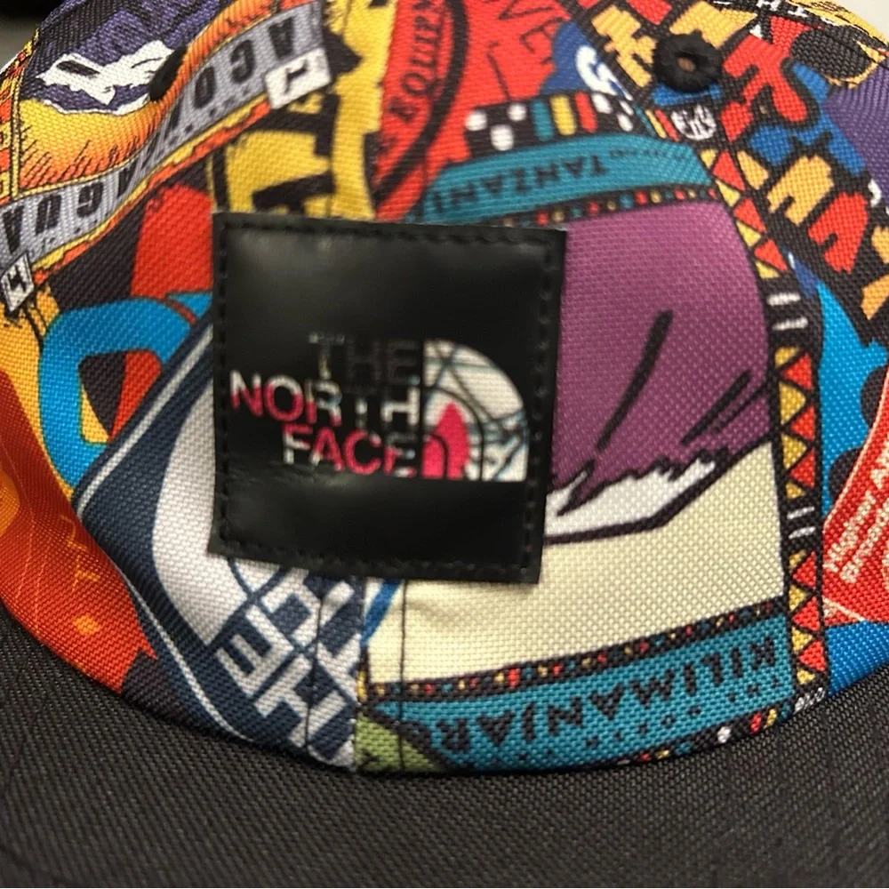 The North Face fun bold
