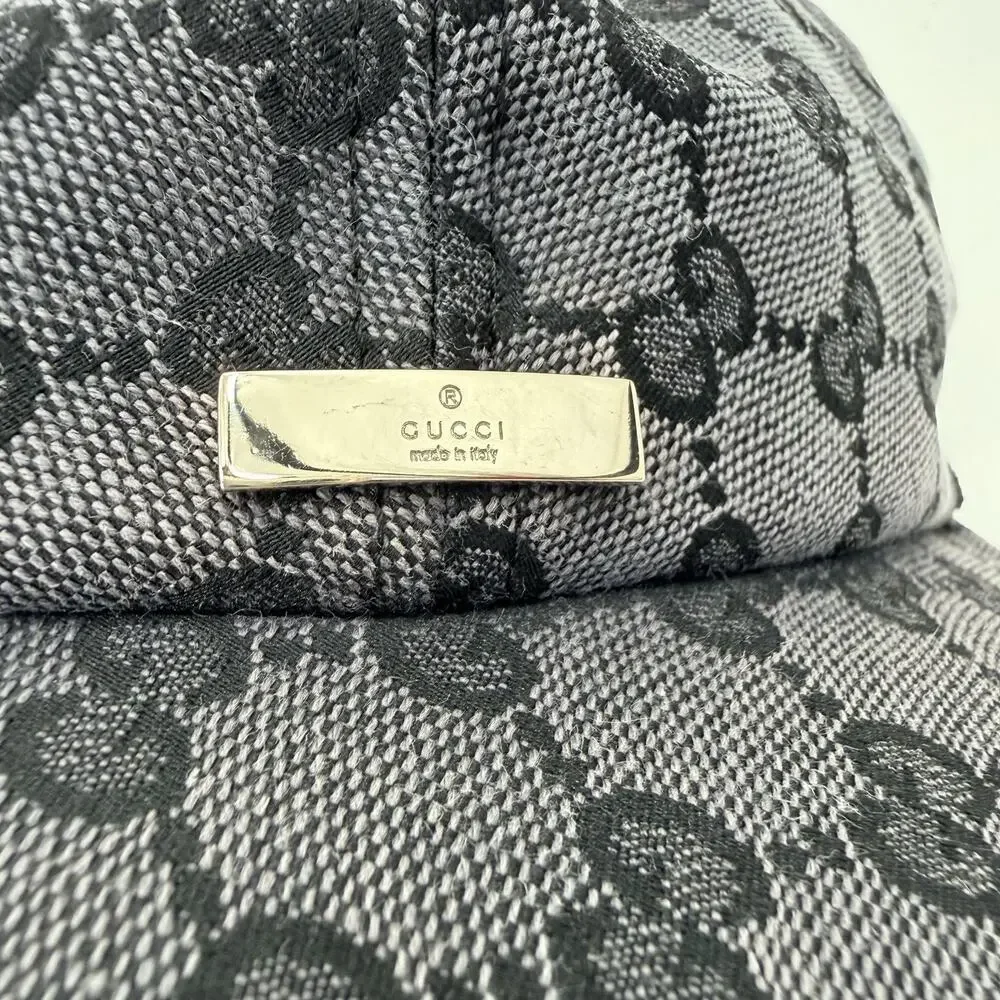 Gucci gg canvas