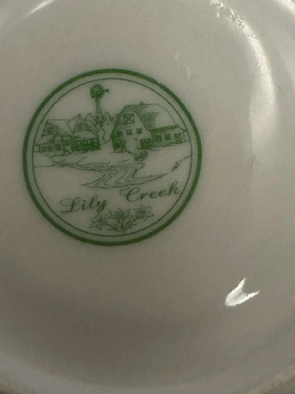 Lily Creek delicate vintage