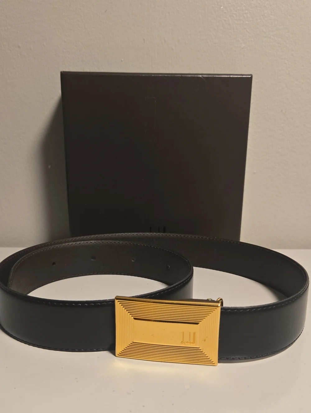Dunhill sleek black