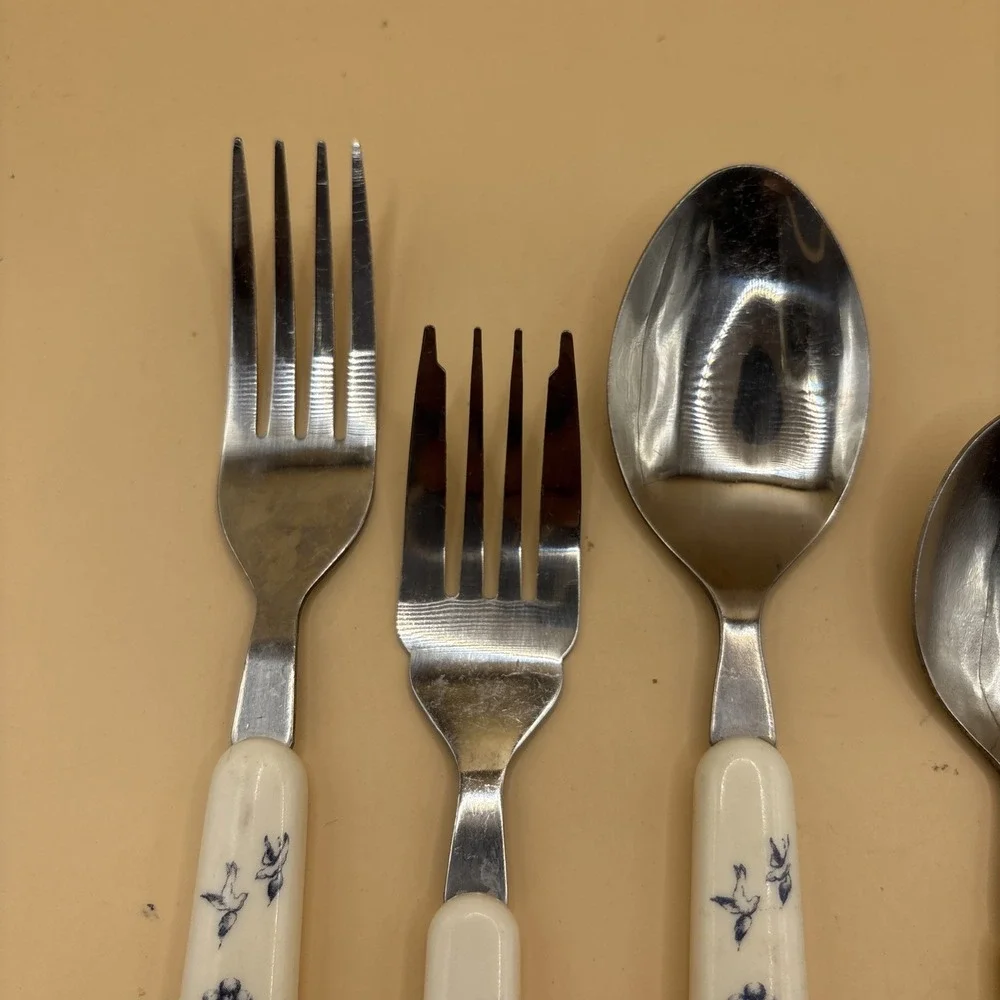 The Unbranded Brand five piece