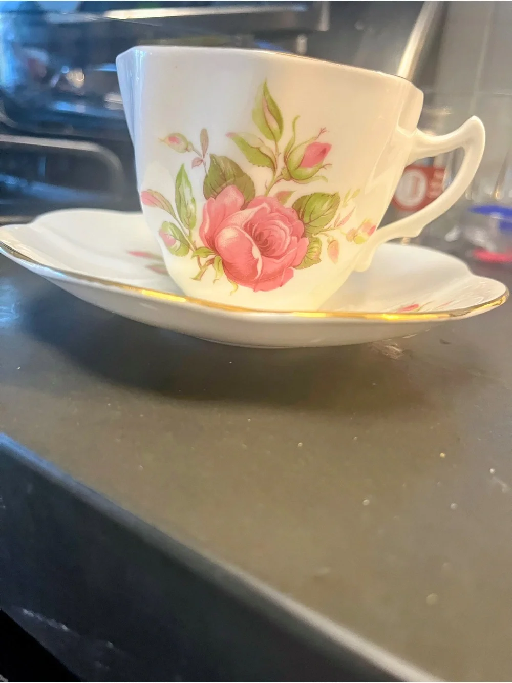 Queen Anne elegant porcelain