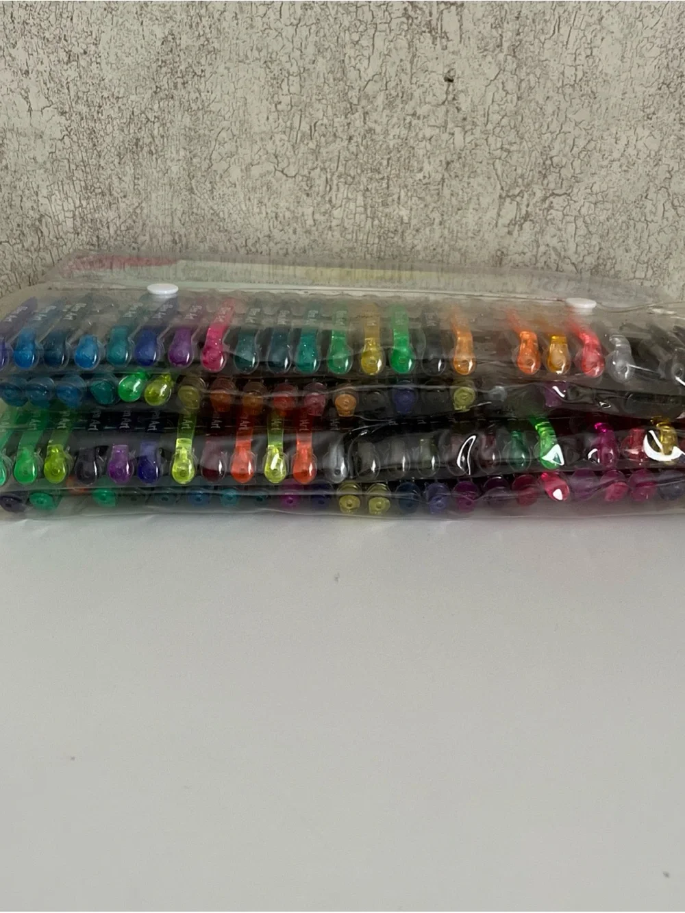 Aen bright glitter