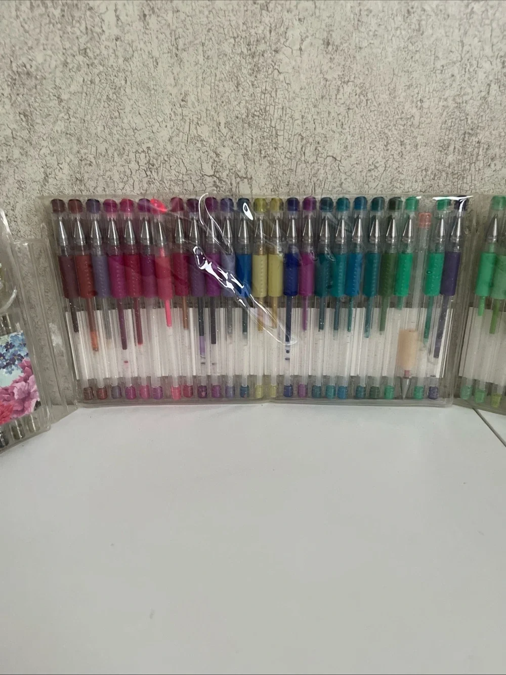 Aen bright glitter
