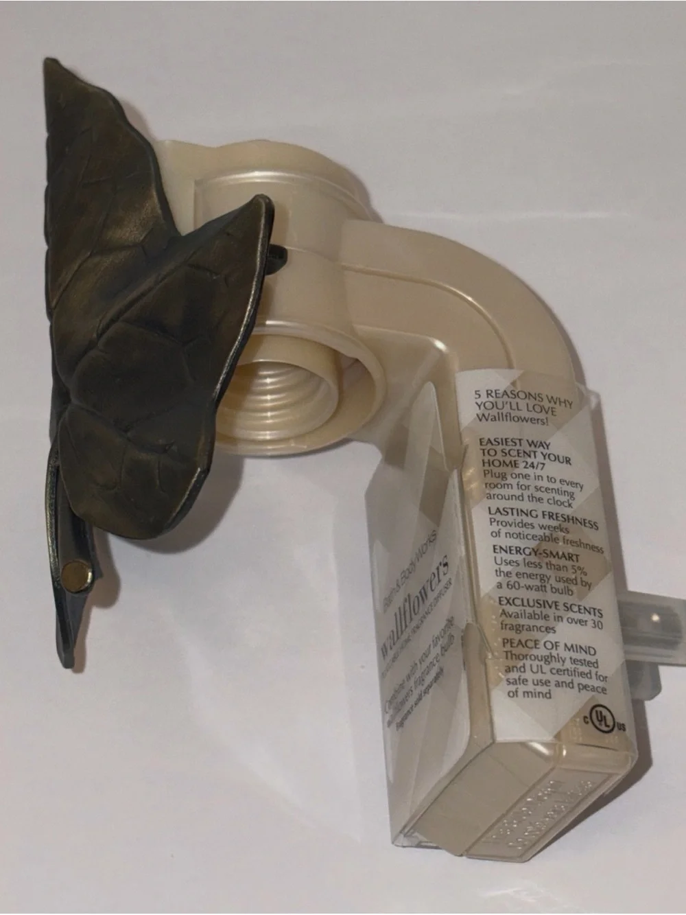 Bath & Body Works Bronze Leaf Wallflowers Plug-In Leaf Accent