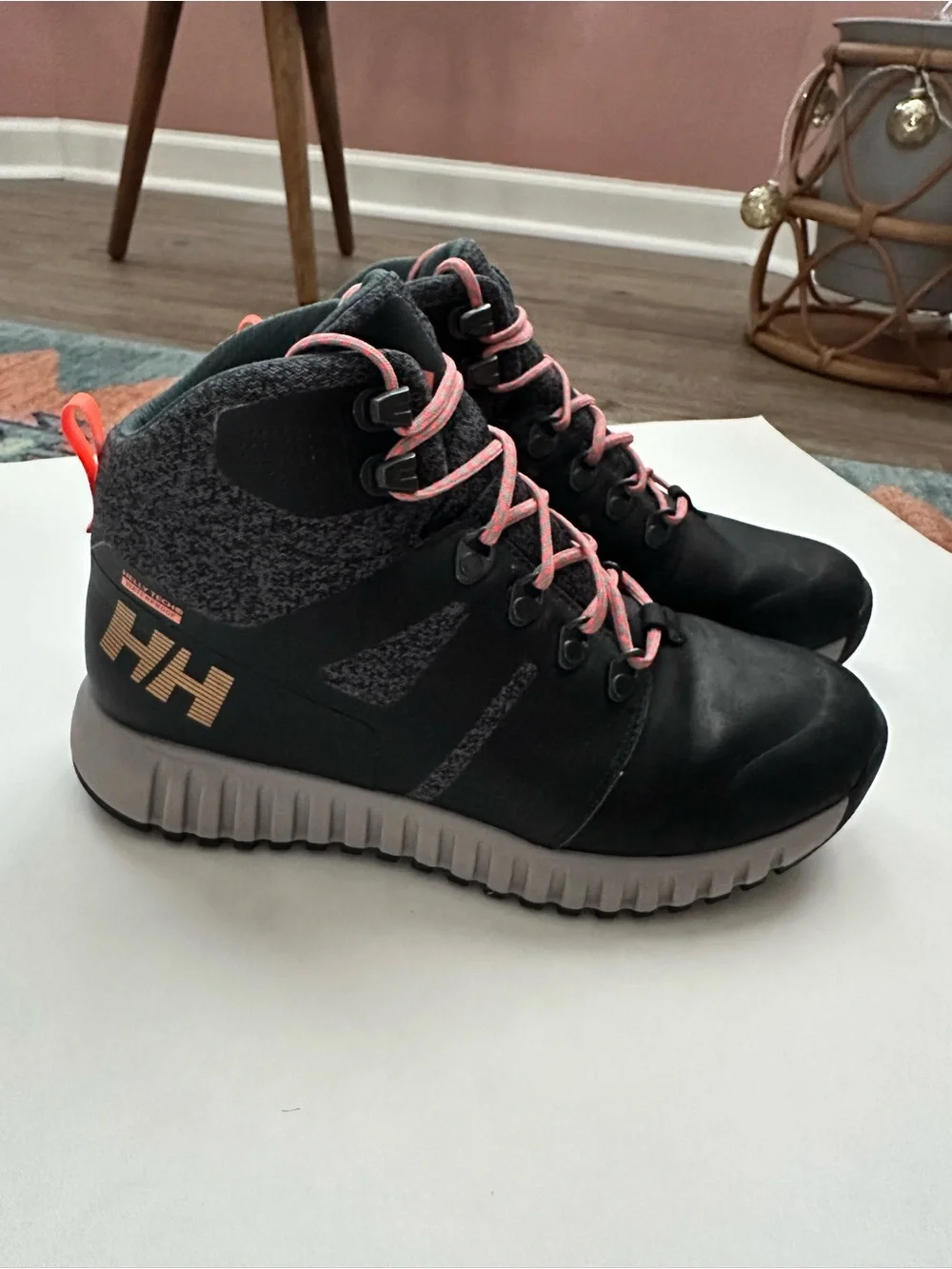 Helly Hansen helly hansen
