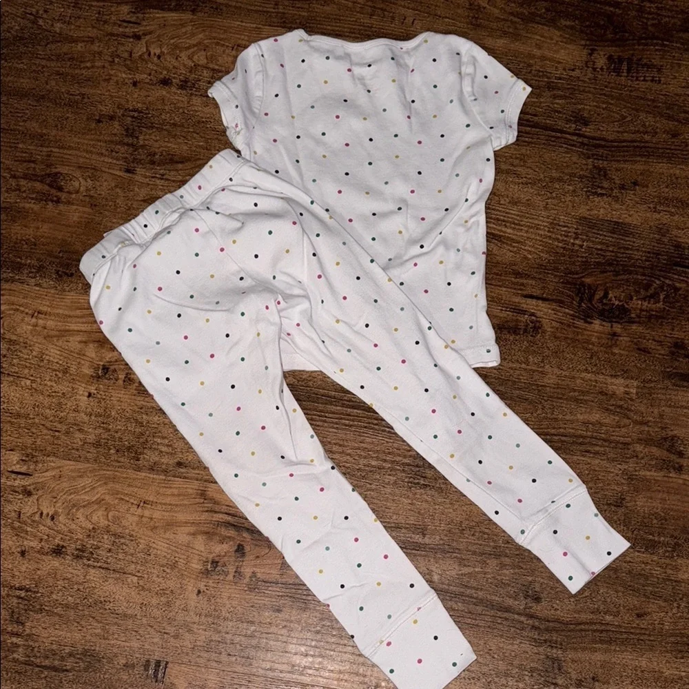 GAP comfortable white