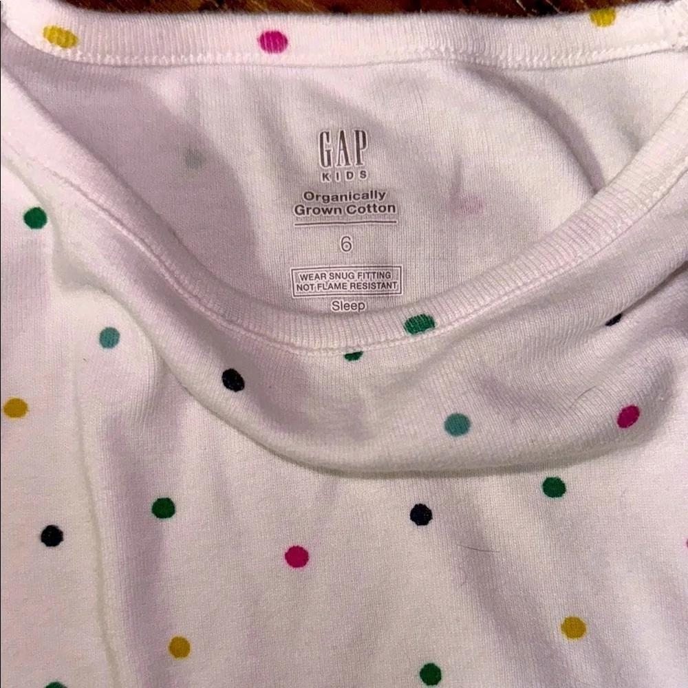 GAP comfortable white