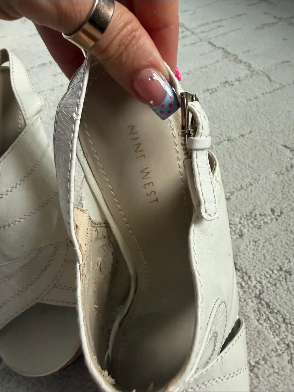 N/A nine west