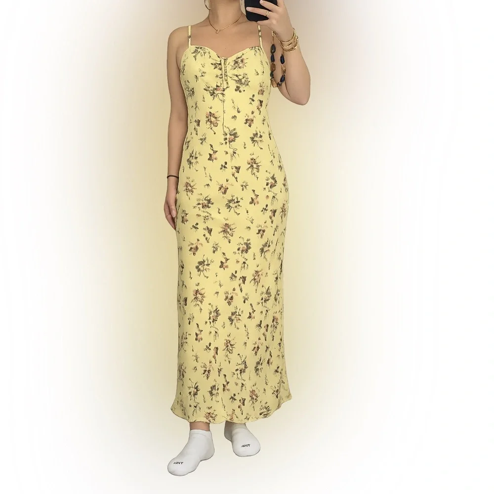 Yellow Floral Maxi Dress - Brand: Abercrombie & Fitch- size Medium